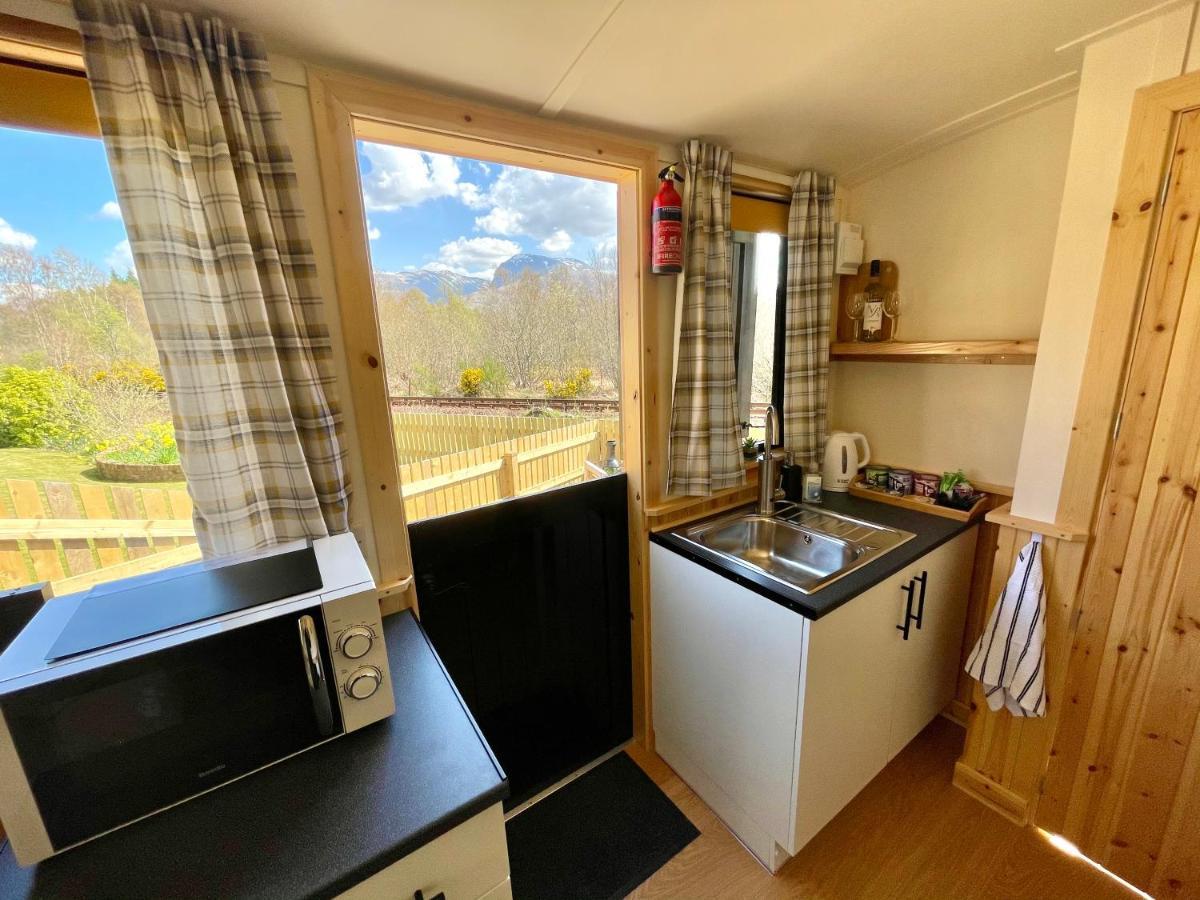 פורט ויליאם Per Ardua Shepherds Hut מראה חיצוני תמונה